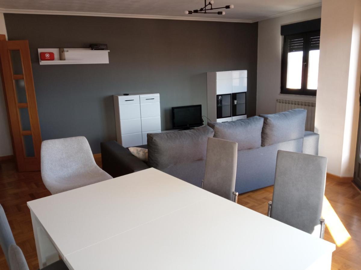 Vut El Negrillo 15 Apartman Astorga Kültér fotó