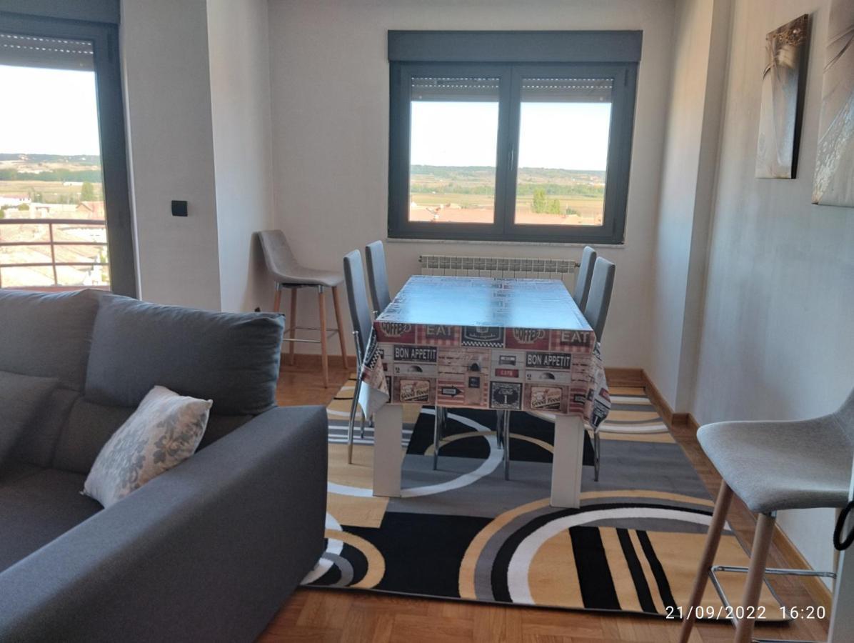 Vut El Negrillo 15 Apartman Astorga Kültér fotó